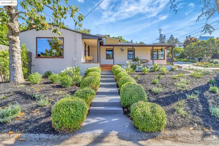 4053 Huntington, Oakland, California 94619