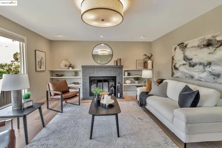 4053 Huntington, Oakland, California 94619