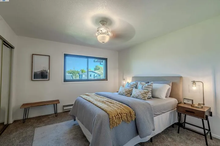 217 College View Dr, Rohnert Park, California 94928