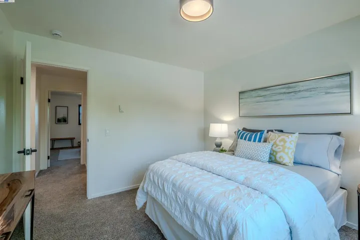 217 College View Dr, Rohnert Park, California 94928