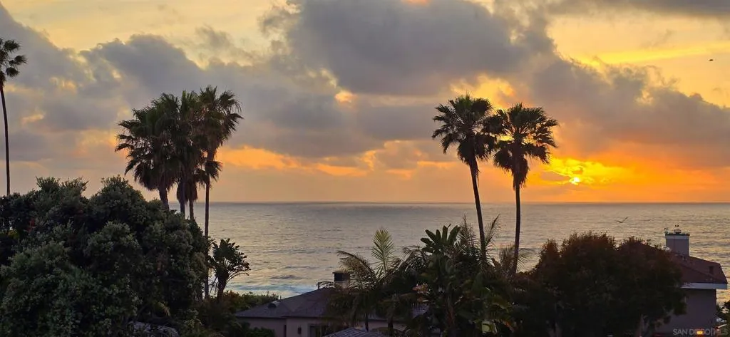 464 Prospect St 206, La Jolla, California 92037