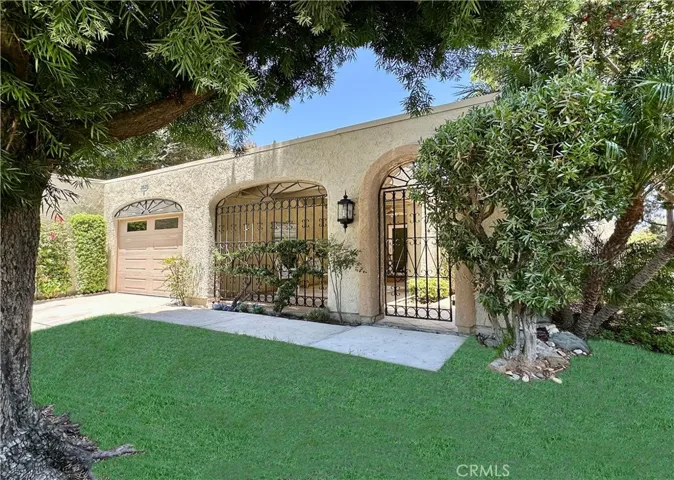 3525 Bahia Blanca W B, Laguna Woods, California 92637