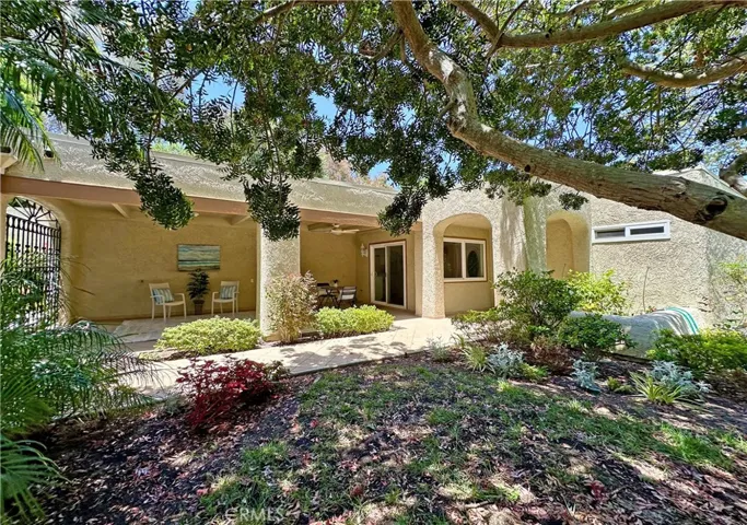 3525 Bahia Blanca W B, Laguna Woods, California 92637