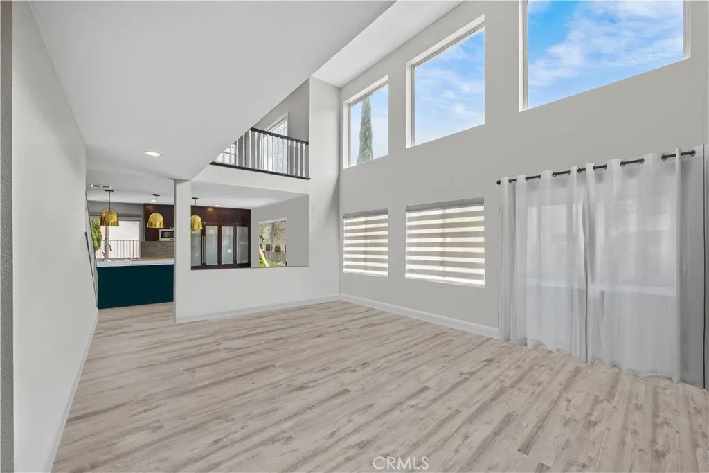 2504 Martingail Drive, Covina, California 91724 home-pic-10