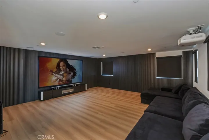 16707 Island Oak Street, Fontana, California 92336