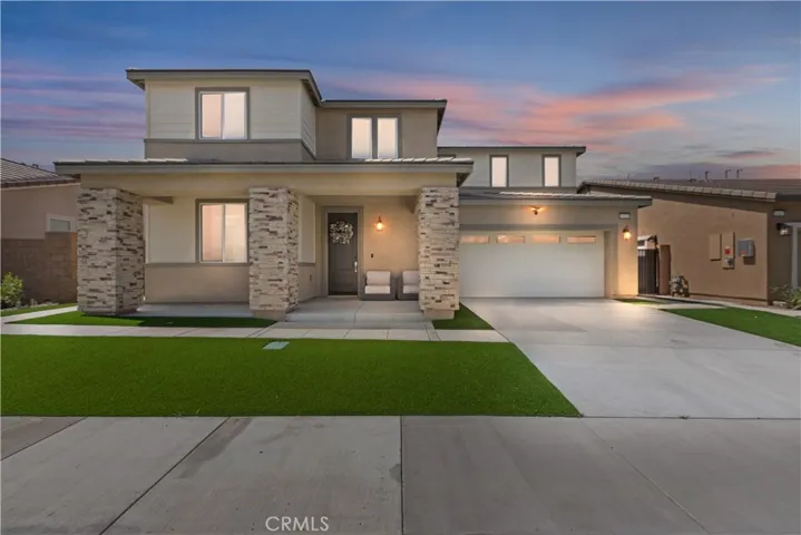 16707 Island Oak Street, Fontana, California 92336