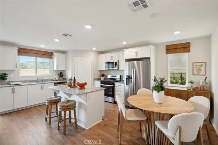 MODEL HOME
