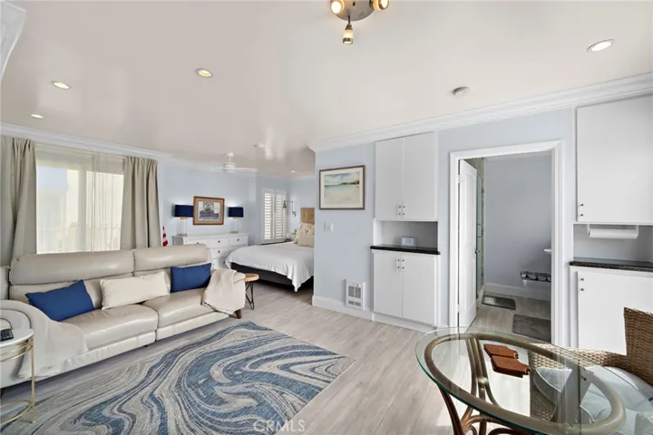 UPSTAIRS LIVING SPACE