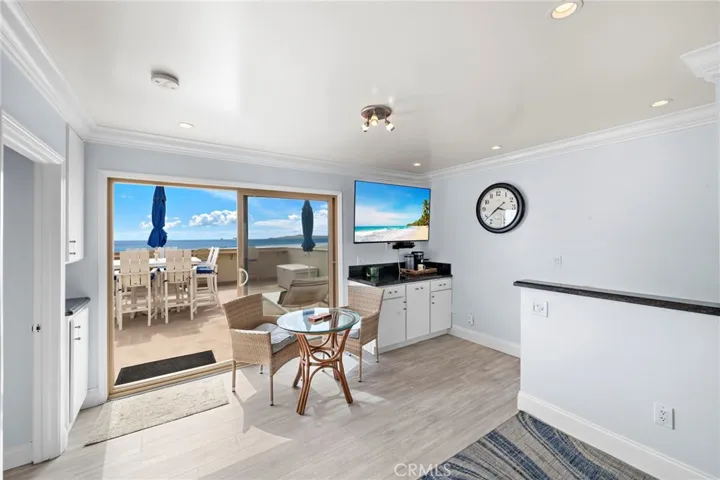 UPSTAIRS LIVING SPACE