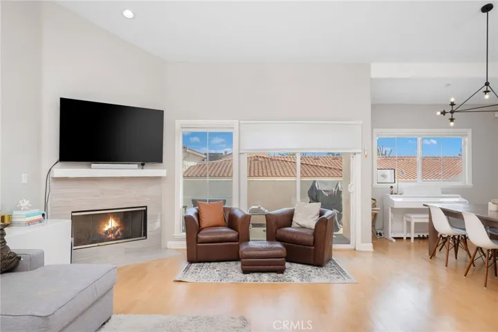 234 S Guadalupe Avenue E, Redondo Beach, California 90277
