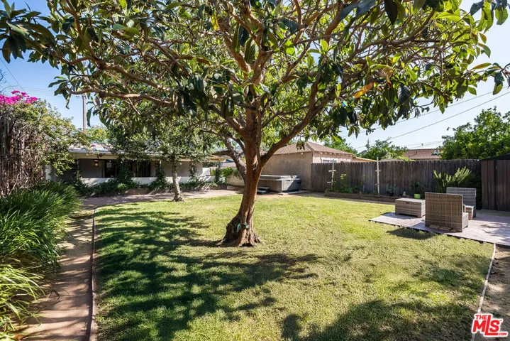 917 W Orange Grove Avenue, Burbank, California 91506