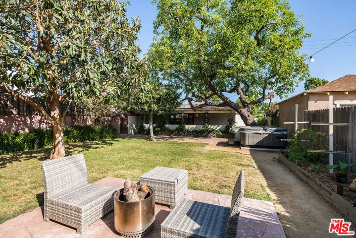 917 W Orange Grove Avenue, Burbank, California 91506