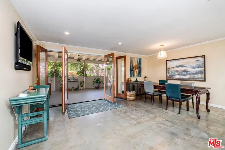 917 W Orange Grove Avenue, Burbank, California 91506