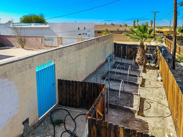 13777_Inaja_Street_Desert_Hot_Springs_31