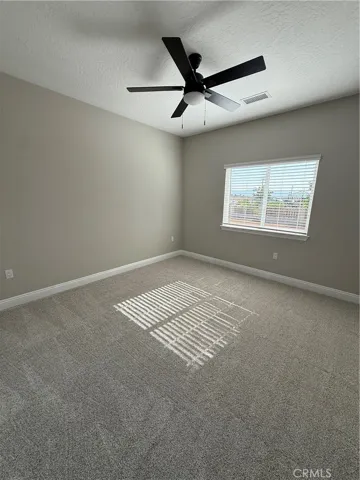 10561 Mohawk, Apple Valley, California 92308