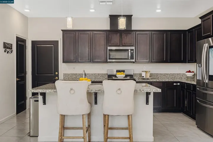 546 Avanti Way, Oakley, California 94561