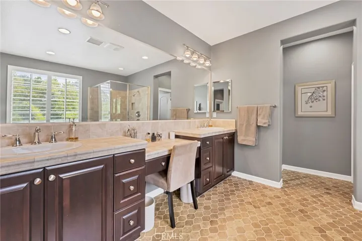 46379 Canyon Crest Court, Temecula, California 92592