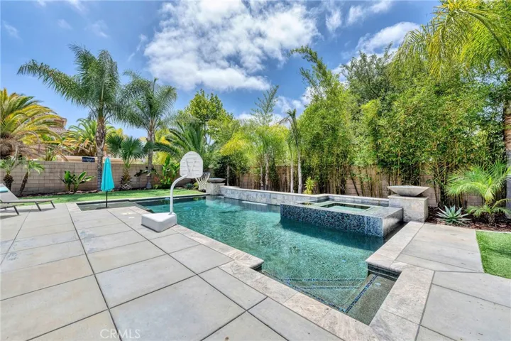 46379 Canyon Crest Court, Temecula, California 92592