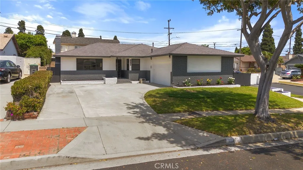 19240 Annalee Avenue, Carson, California 90746, 4 Bedrooms Bedrooms, ,2 BathroomsBathrooms,Residential,For Sale,Annalee,DW25140277