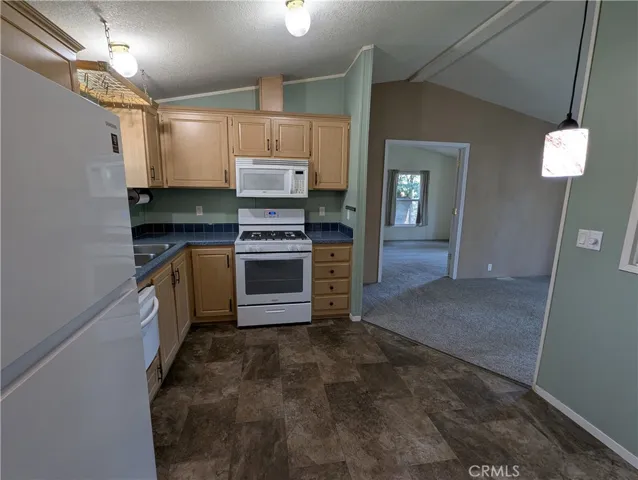16121 Golf Road, Cobb, California 95426