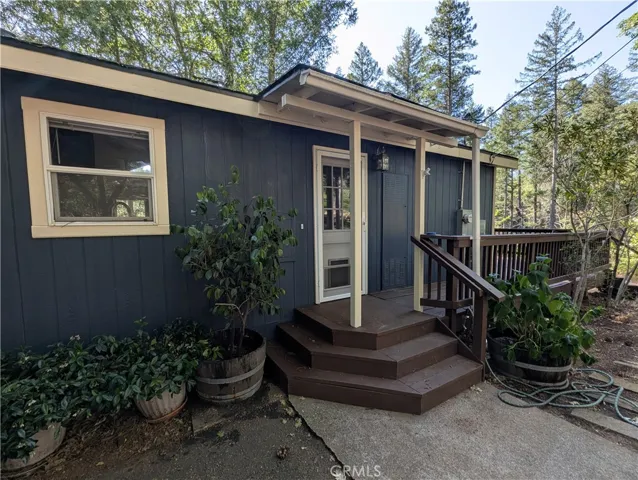 16121 Golf Road, Cobb, California 95426