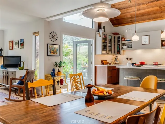 1750 La Luna Court, San Luis Obispo, California 93405