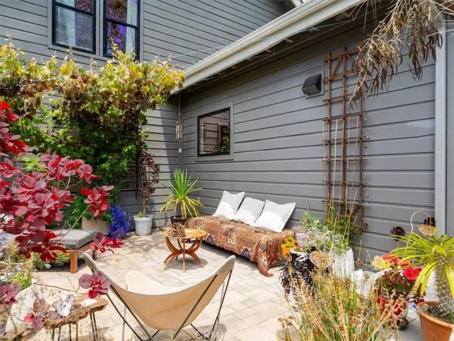1750 La Luna Court, San Luis Obispo, California 93405