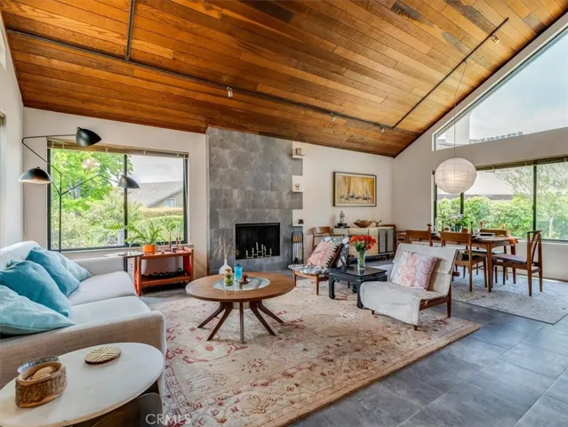 1750 La Luna Court, San Luis Obispo, California 93405