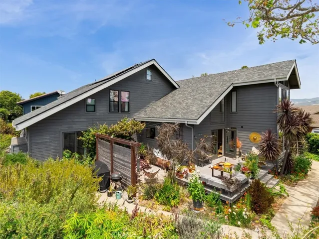 1750 La Luna Court, San Luis Obispo, California 93405