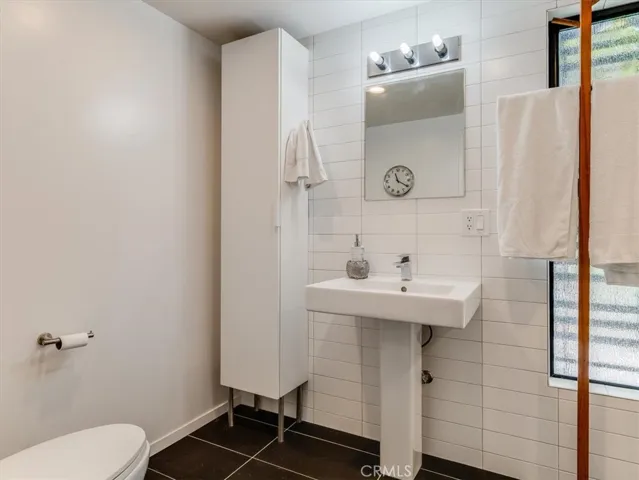 1750 La Luna Court, San Luis Obispo, California 93405