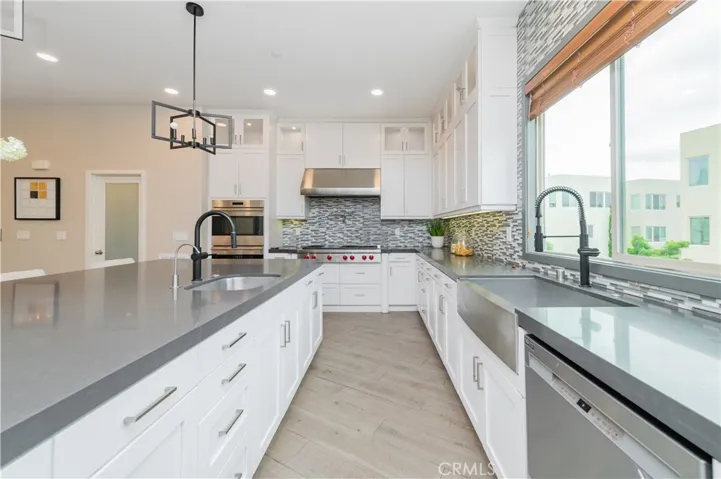 111 Bosque, Irvine, California 92618