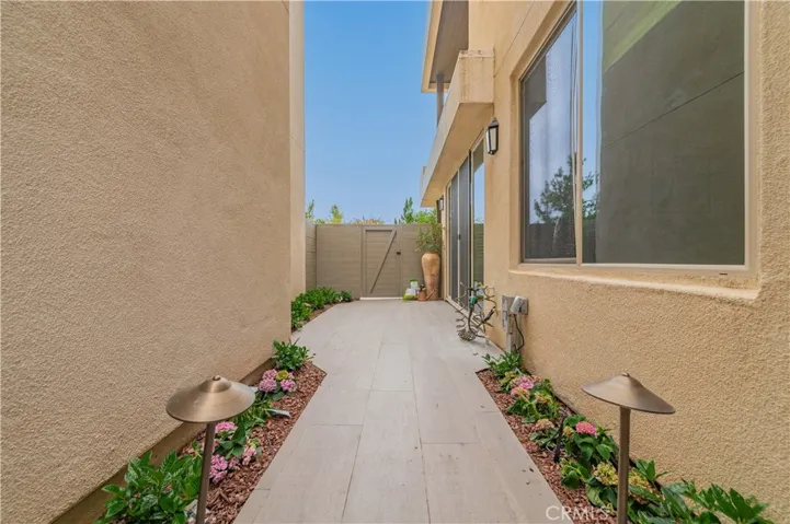 111 Bosque, Irvine, California 92618
