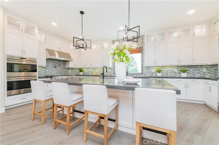 111 Bosque, Irvine, California 92618
