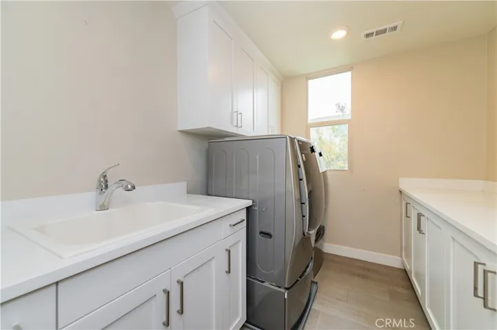 111 Bosque, Irvine, California 92618