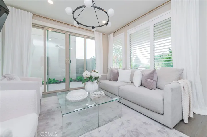 111 Bosque, Irvine, California 92618