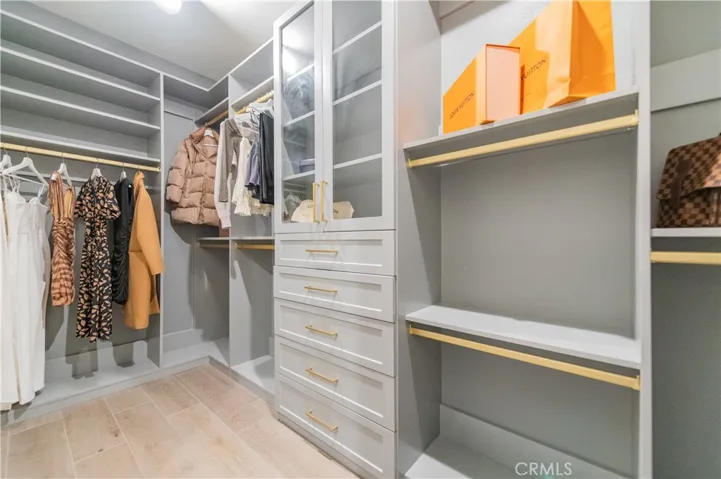 111 Bosque, Irvine, California 92618