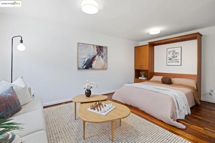 3915 Glen Park Rd, Oakland, California 94602