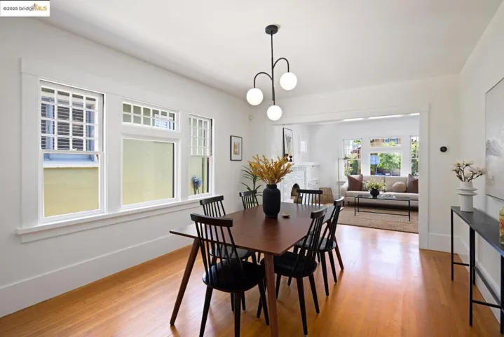 3915 Glen Park Rd, Oakland, California 94602