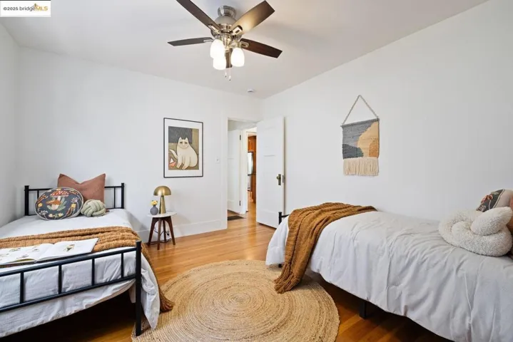 3915 Glen Park Rd, Oakland, California 94602