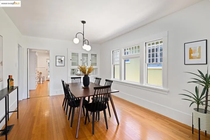 3915 Glen Park Rd, Oakland, California 94602