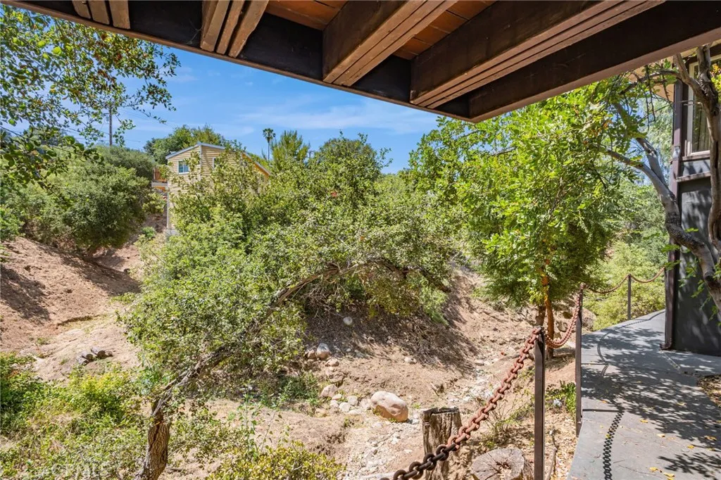 1126 Katherine Road, Simi Valley, California 93063 home-pic-54