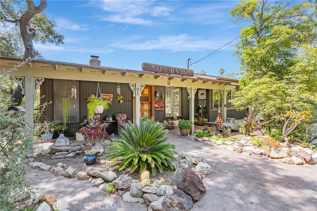 1126 Katherine Road, Simi Valley, California 93063 home-pic-3