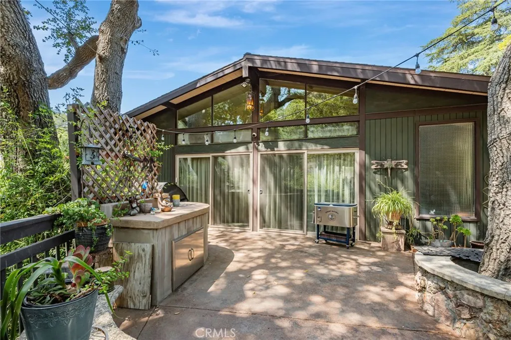1126 Katherine Road, Simi Valley, California 93063 home-pic-47