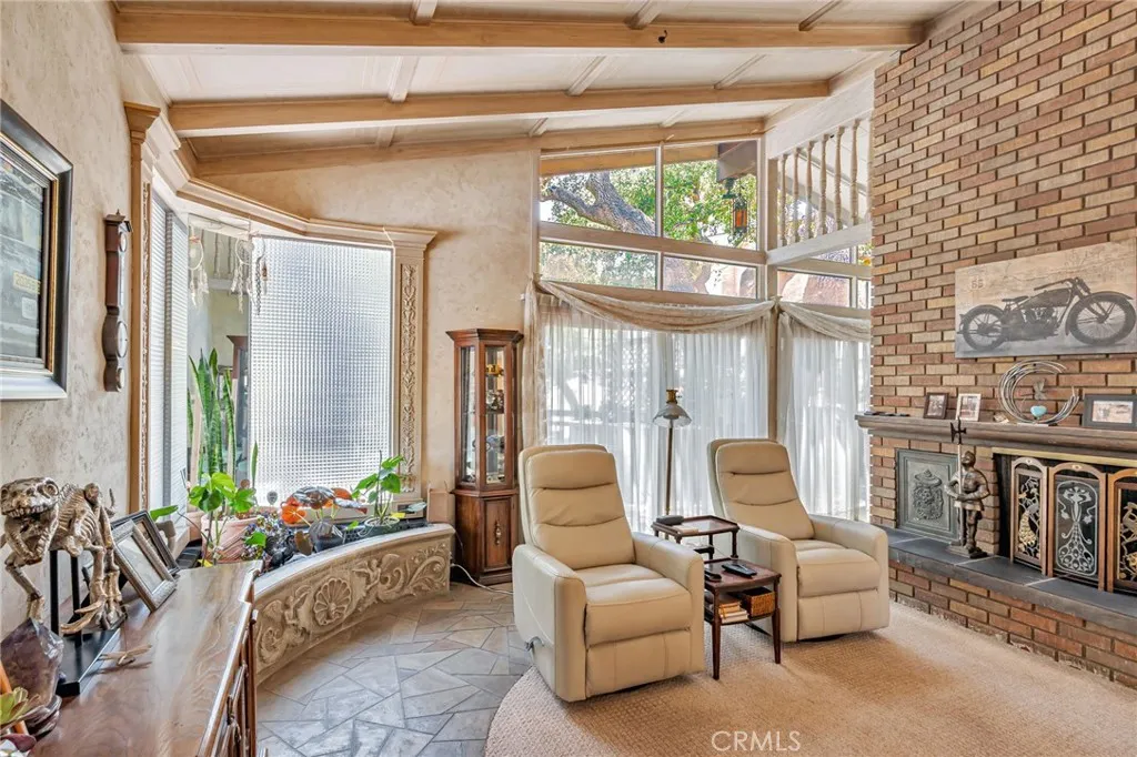 1126 Katherine Road, Simi Valley, California 93063 home-pic-6