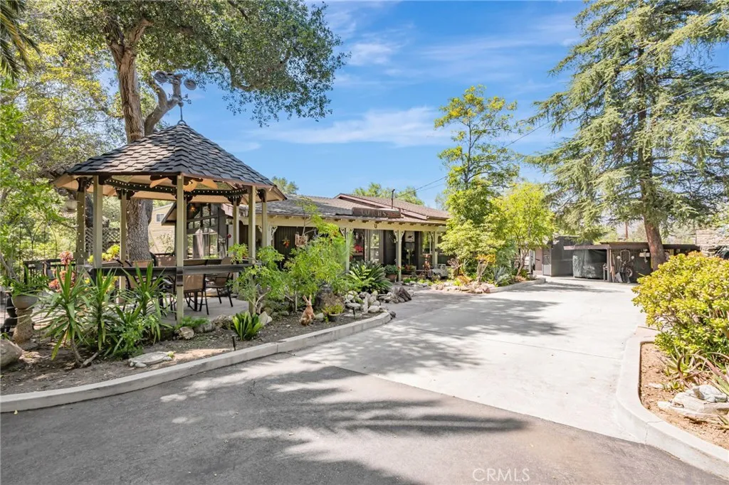 1126 Katherine Road, Simi Valley, California 93063 home-pic-1