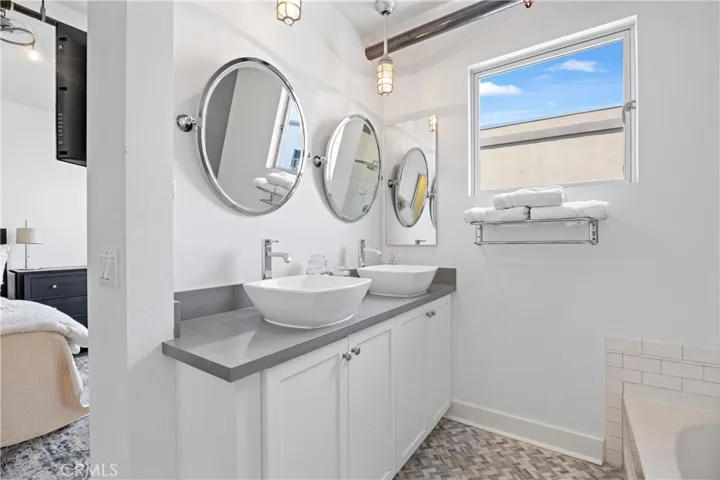 919 E Santa Ana Boulevard, Santa Ana, California 92701