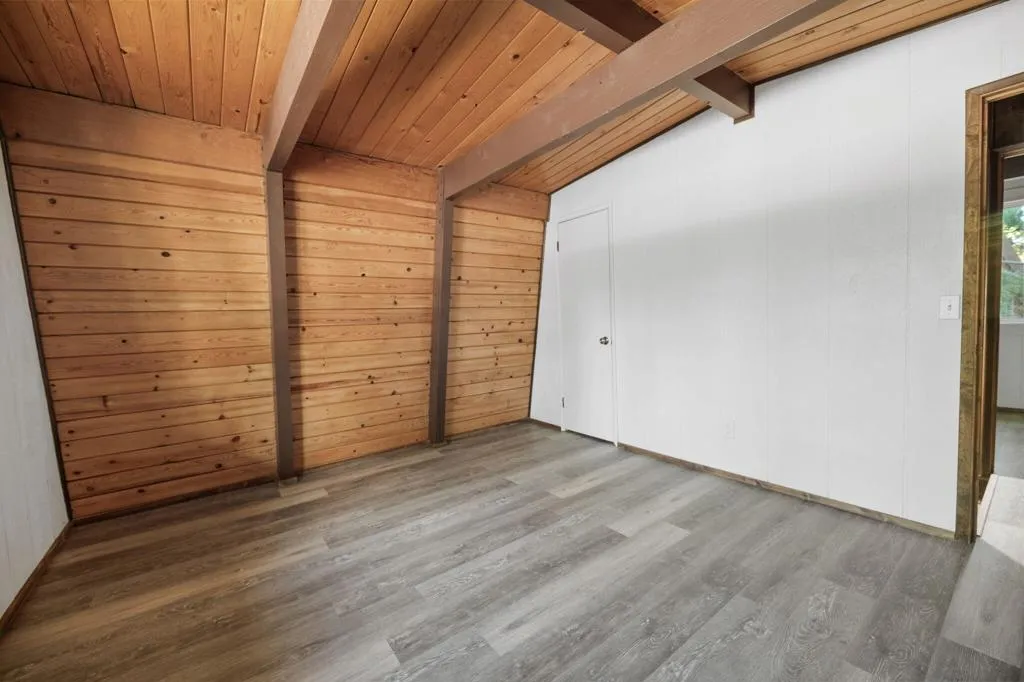 2063 10th Lane, Big Bear, California 92314 home-pic-12