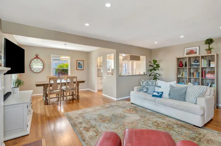 4858 Atlanta Dr, San Diego, California 92115