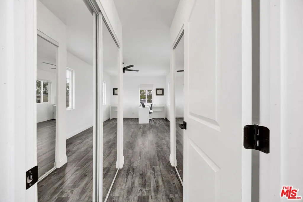 6707 4th Avenue, Los Angeles, California 90043 home-pic-19