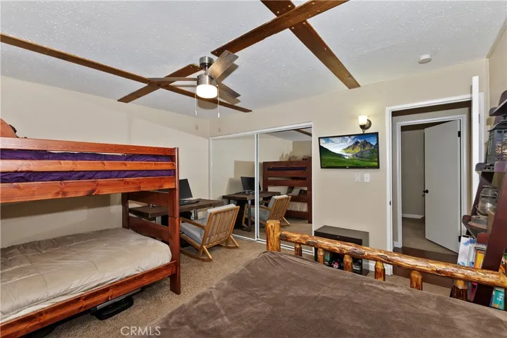 248 Maple Lane, Sugarloaf, California 92386